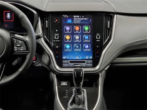 Certified 2025 Subaru Outback Onyx Edition image 18