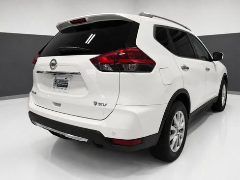 Used 2020 Nissan Rogue SV FWD image 8