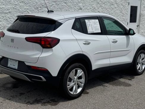 Used 2025 Buick Encore GX Preferred FWD image 3