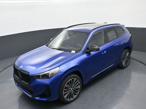 New 2026 BMW X1 xDrive28i w/ Technology Package AWD/4WD image 31