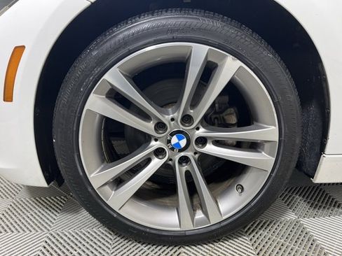 Used 2018 BMW 330i xDrive Sedan w/ Convenience Package image 23