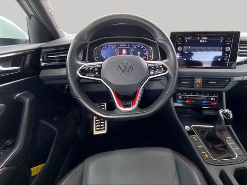 Used 2025 Volkswagen Jetta GLI Autobahn FWD image 6