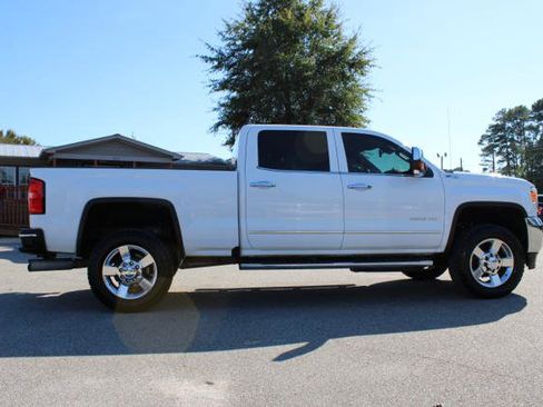 Used 2016 GMC Sierra 2500 SLT w/ Duramax Plus Package image 4