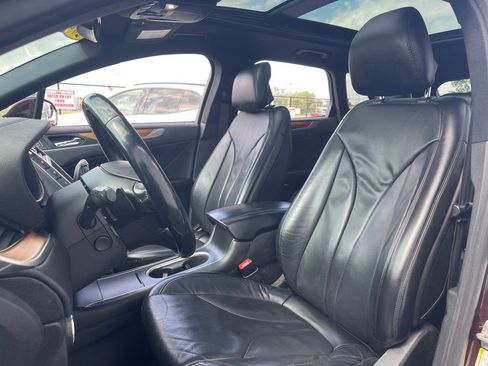 Used 2019 Lincoln MKC Reserve w/ MKC Climate Package AWD/4WD image 19