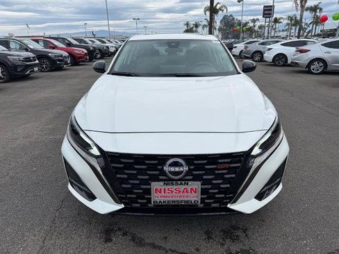 New 2025 Nissan Altima 2.5 SR w/ SR Premium Package image 2