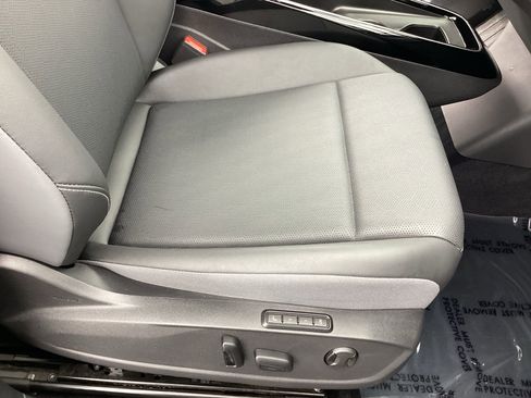 Used 2023 Volkswagen ID.4 Pro S image 19