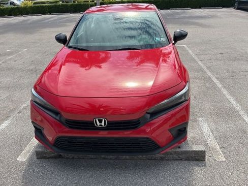 Used 2024 Honda Civic Sport image 2