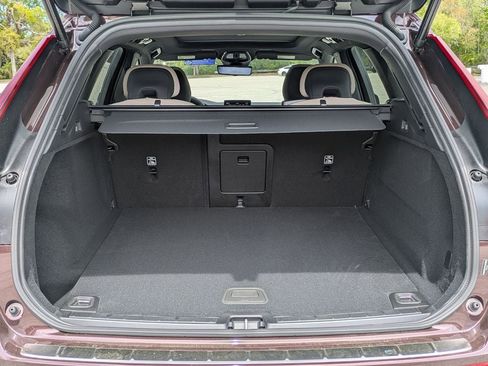 New 2026 Volvo XC60 B5 Core w/ Protection Package Premier image 13