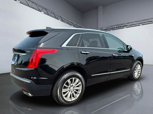 Used 2017 Cadillac XT5 Luxury w/ Driver Awareness Package AWD/4WD image 7