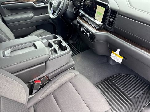New 2026 GMC Sierra 1500 SLE AWD/4WD image 14