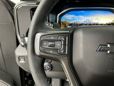 Used 2025 Chevrolet Silverado 1500 High Country w/ Midnight Edition AWD/4WD image 29