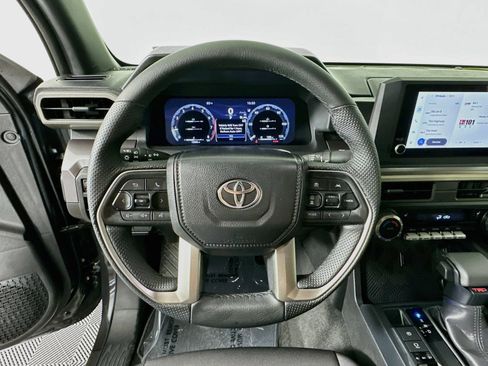 Certified 2026 Toyota Tacoma TRD Off-Road AWD/4WD image 11