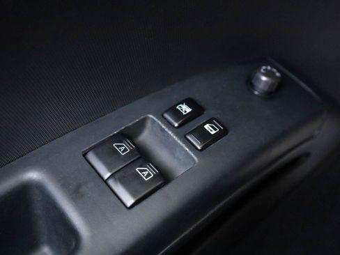 Used 2004 Nissan 350Z Touring RWD image 31