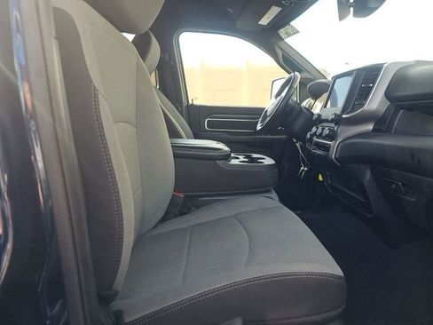 Used 2024 RAM 2500 Big Horn w/ Bed Utility Group image 10