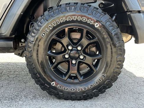 Used 2022 Jeep Wrangler Unlimited Sport AWD/4WD image 11