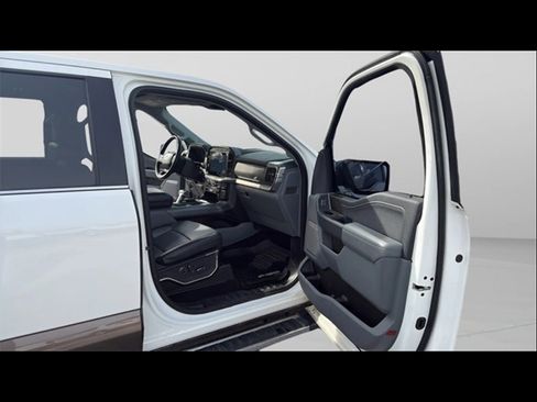 Used 2021 Ford F150 Lariat image 19