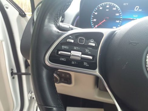 Certified 2023 Mercedes-Benz GLB 250 4MATIC w/ Premium Package image 25