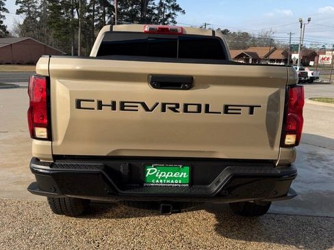 Certified 2023 Chevrolet Colorado Trail Boss w/ LPO, Dark Essentials Package image 7