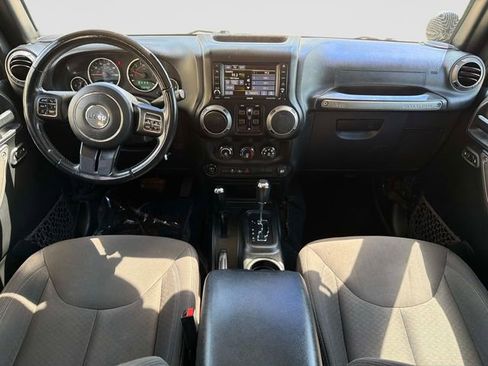 Used 2017 Jeep Wrangler Unlimited Sport w/ Quick Order Package 24S AWD/4WD image 16