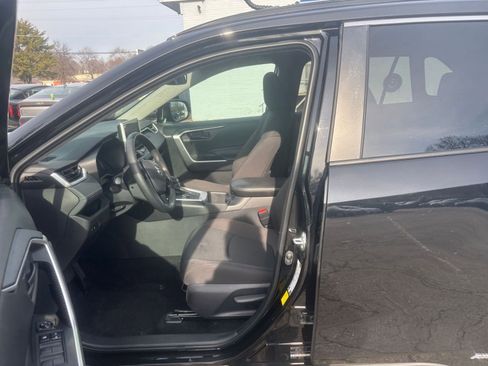 Used 2025 Toyota RAV4 LE image 24