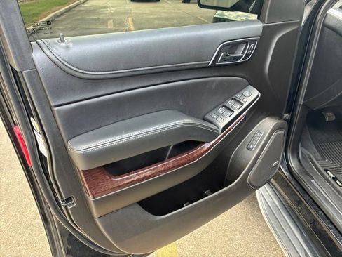 Used 2019 GMC Yukon XL SLT AWD/4WD image 19
