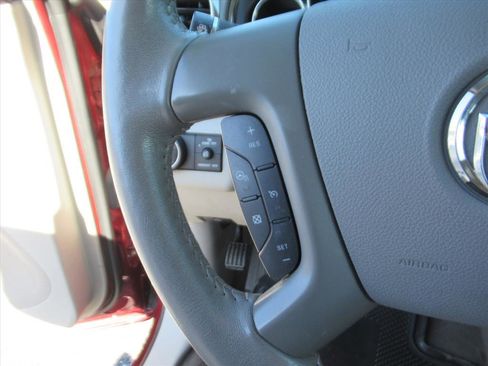 Used 2017 Buick Enclave Leather image 18