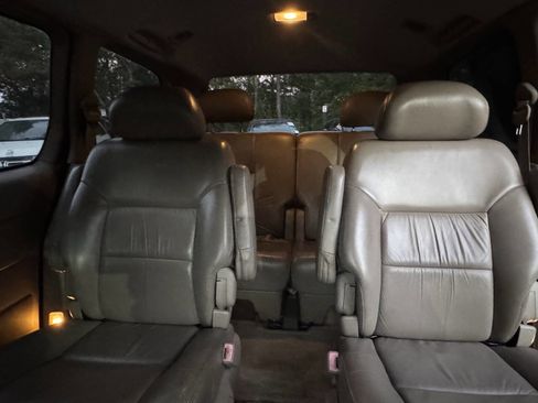 Used 1998 Toyota Sienna XLE image 12