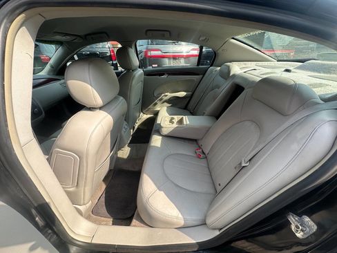 Used 2007 Buick Lucerne CXL image 16