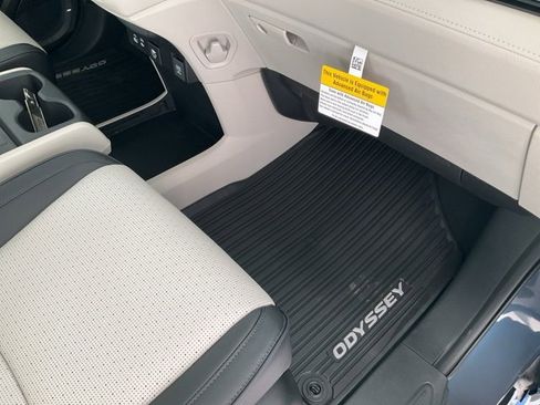 New 2026 Honda Odyssey Elite image 28