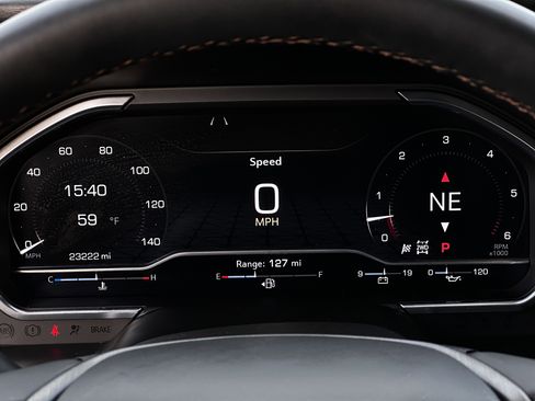 Used 2024 GMC Sierra 1500 AT4 w/ AT4 Preferred Package image 21