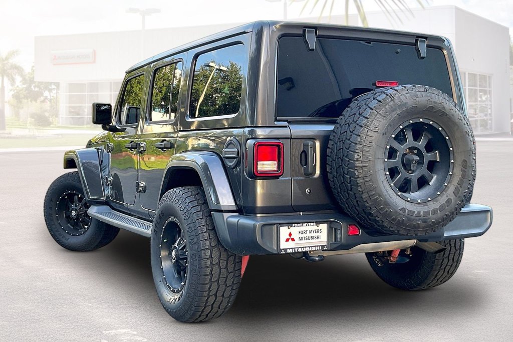 Used 2019 Jeep Wrangler Unlimited Sahara AWD/4WD image 30