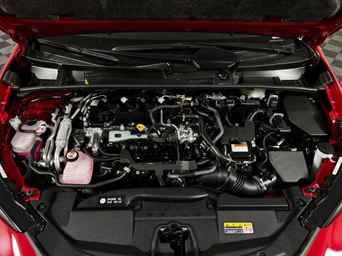 Used 2024 Toyota Prius Prime image 9