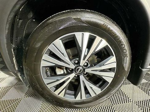 Certified 2023 Nissan Rogue SV image 29