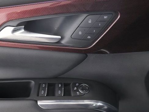 Used 2025 Chevrolet Traverse RS w/ LPO, Floor Liner Package image 20