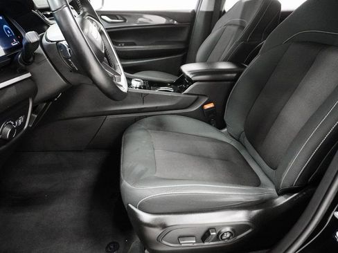 Used 2022 Jeep Grand Cherokee L Laredo w/ Luxury Tech Group I image 11