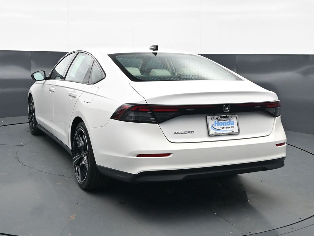 Used 2026 Honda Accord SE image 5