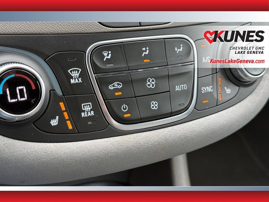 Used 2025 Chevrolet Malibu LT FWD image 31