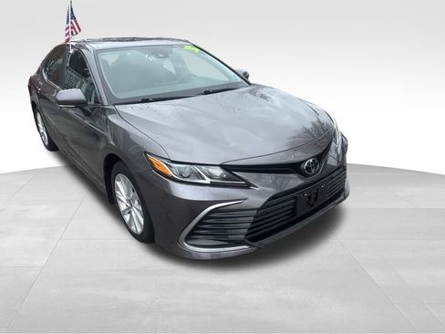 Used 2024 Toyota Camry LE image 24