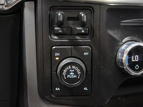 Used 2021 Ford F150 Lariat w/ Equipment Group 502A High AWD/4WD image 28