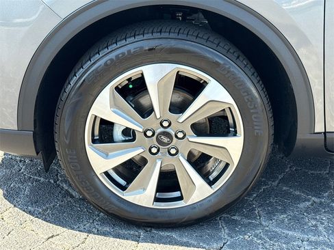 Certified 2023 Ford Escape Platinum image 11