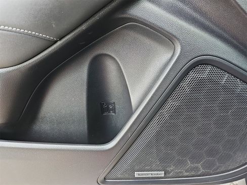 Certified 2023 Subaru Outback Limited image 30