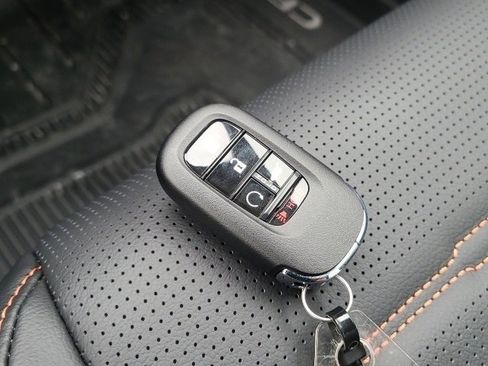 Used 2025 Honda CR-V Sport Touring image 32