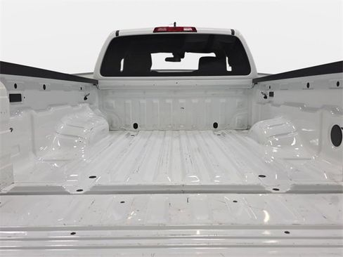 Used 2023 Nissan Frontier S w/ Technology Package image 32