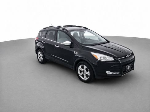 Used 2015 Ford Escape SE w/ Equipment Group 201A AWD/4WD image 3