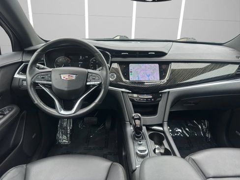 Used 2021 Cadillac XT6 Premium Luxury AWD/4WD image 16