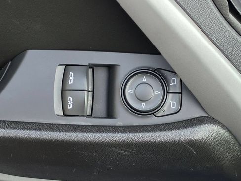 Used 2023 Chevrolet Camaro LT RWD image 13