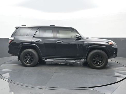 Used 2020 Toyota 4Runner SR5 Premium w/ Moonroof Package image 2