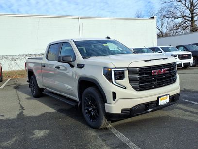 New 2026 GMC Sierra 1500 Pro w/ Graphite Edition