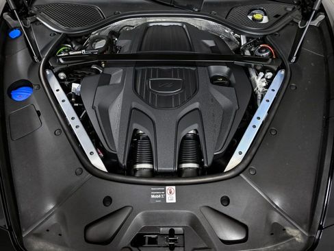 New 2026 Porsche Panamera 4 E-Hybrid AWD/4WD image 36