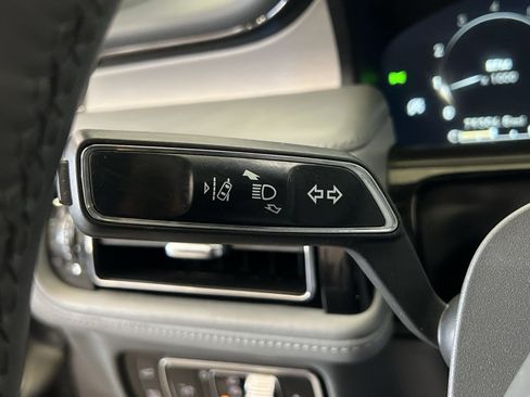 Used 2021 Lincoln Nautilus Reserve FWD image 36